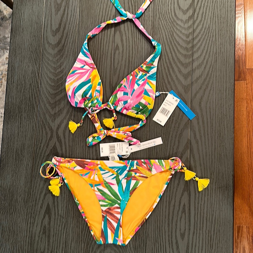 Bleu Rod Beattie Swim -  New - Retail Price $142.00 🌴🌴🌴